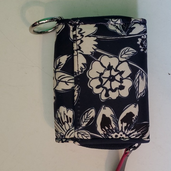 Vera Bradley blue and white floral multi pocket Keychain wallet - Picture 5 of 6